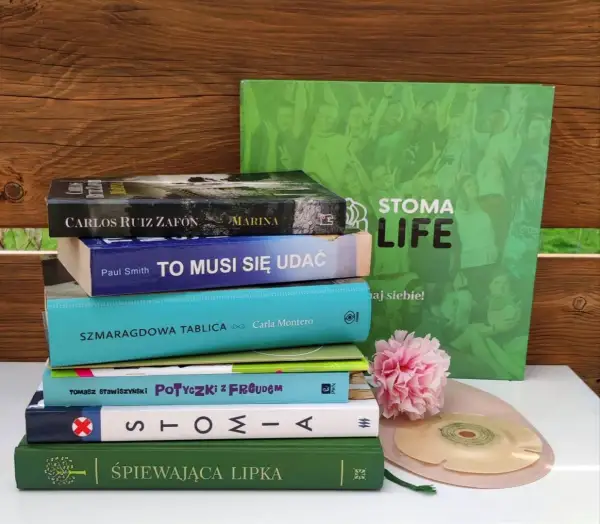 Kto czyta książki, żyje podwójnie – znaczenie i kontekst cytatu Eco
